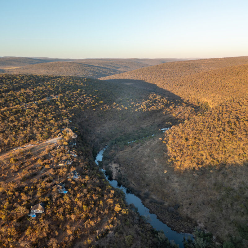 Clifftop Exclusive Safari Hideaway lodge in the golden light